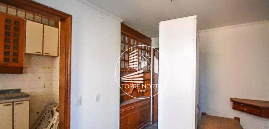 Apartamento à venda com 4 quartos, 325m² - Foto 9