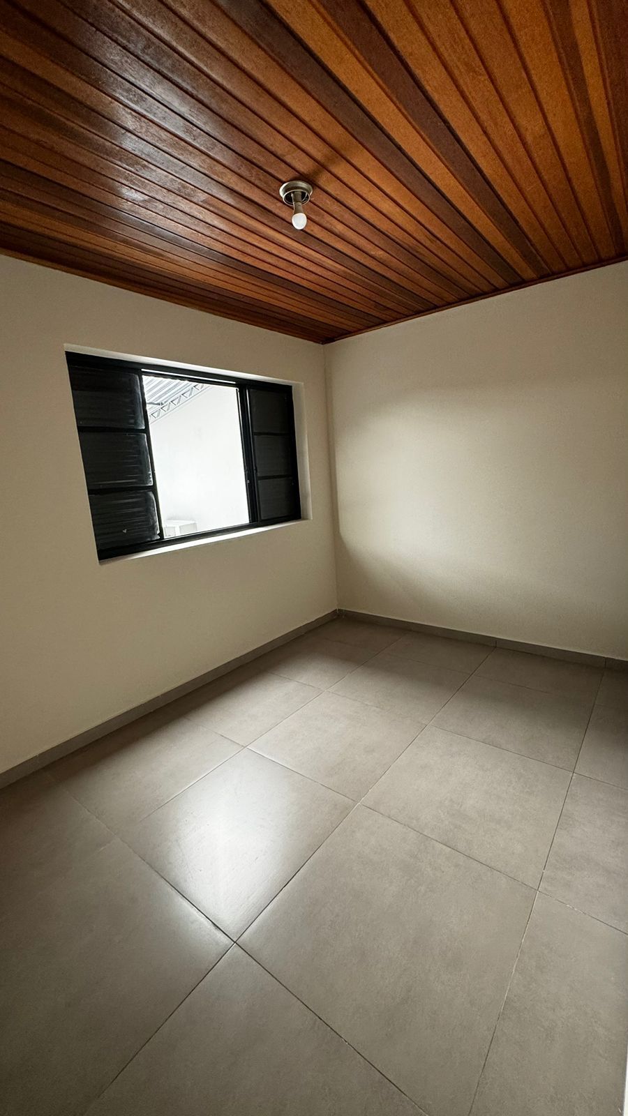 Casa à venda com 3 quartos, 180m² - Foto 4