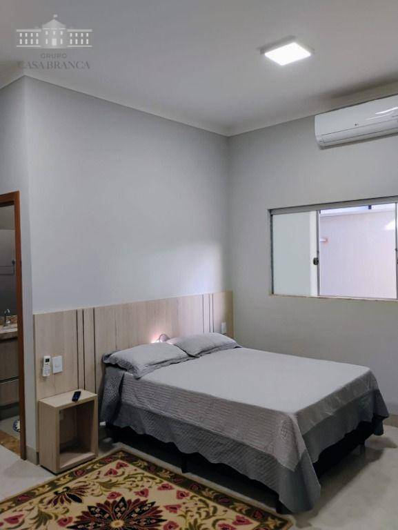 Chácara à venda com 4 quartos, 339m² - Foto 18
