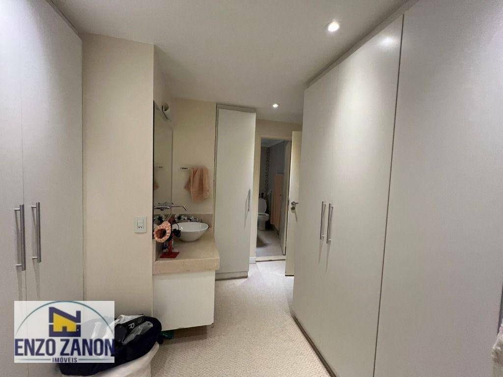 Apartamento à venda com 4 quartos, 208m² - Foto 15