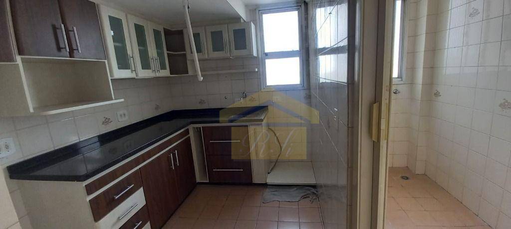 Apartamento à venda com 2 quartos, 60m² - Foto 3