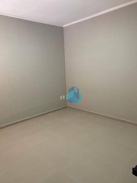 Casa à venda com 3 quartos, 170m² - Foto 11