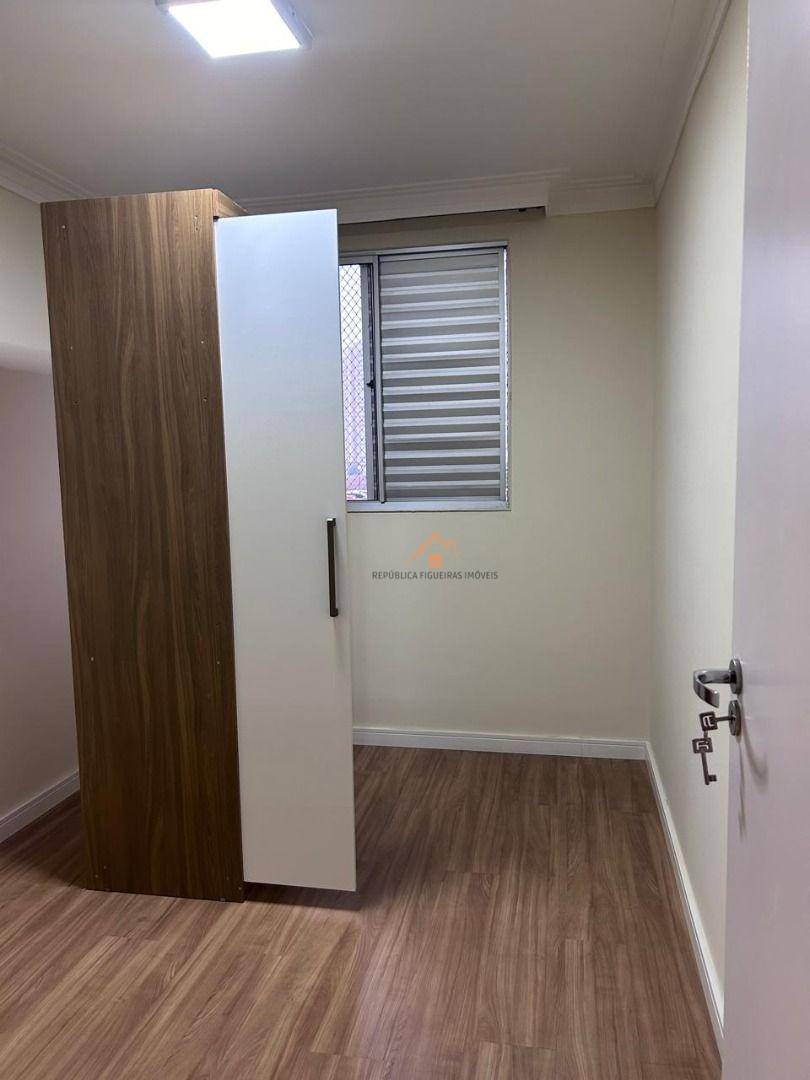 Apartamento à venda com 2 quartos, 47m² - Foto 4