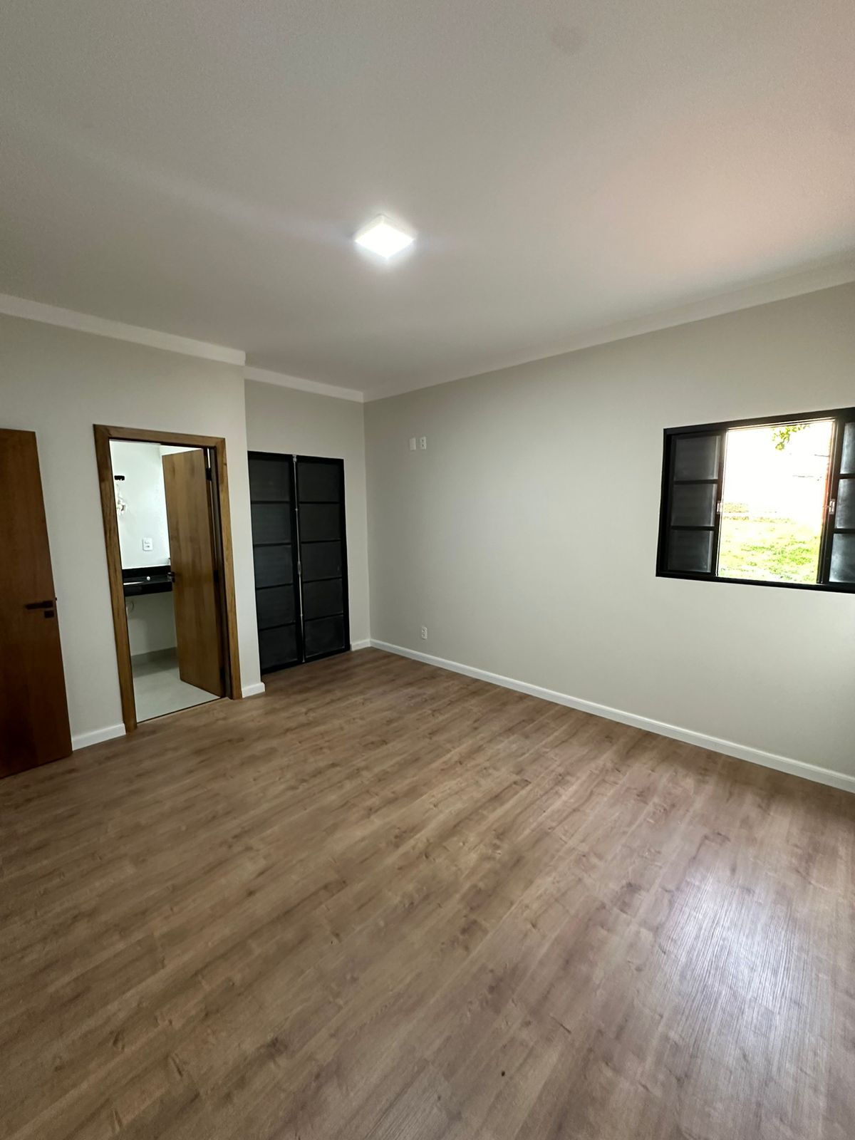 Casa à venda com 3 quartos, 133m² - Foto 2