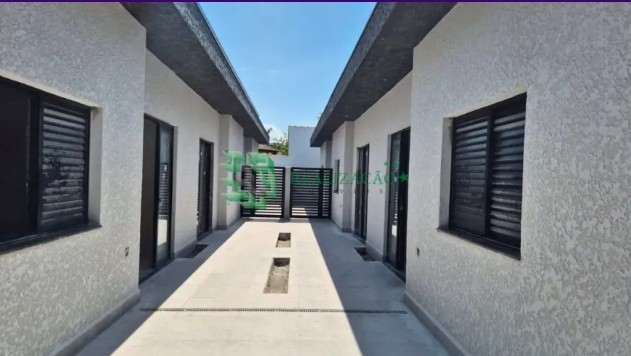 Casa à venda com 2 quartos, 72m² - Foto 14