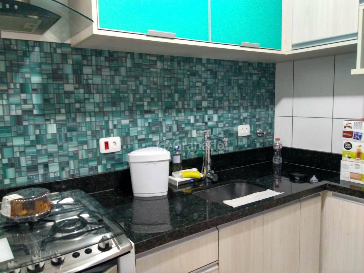 Apartamento à venda com 3 quartos, 76m² - Foto 8