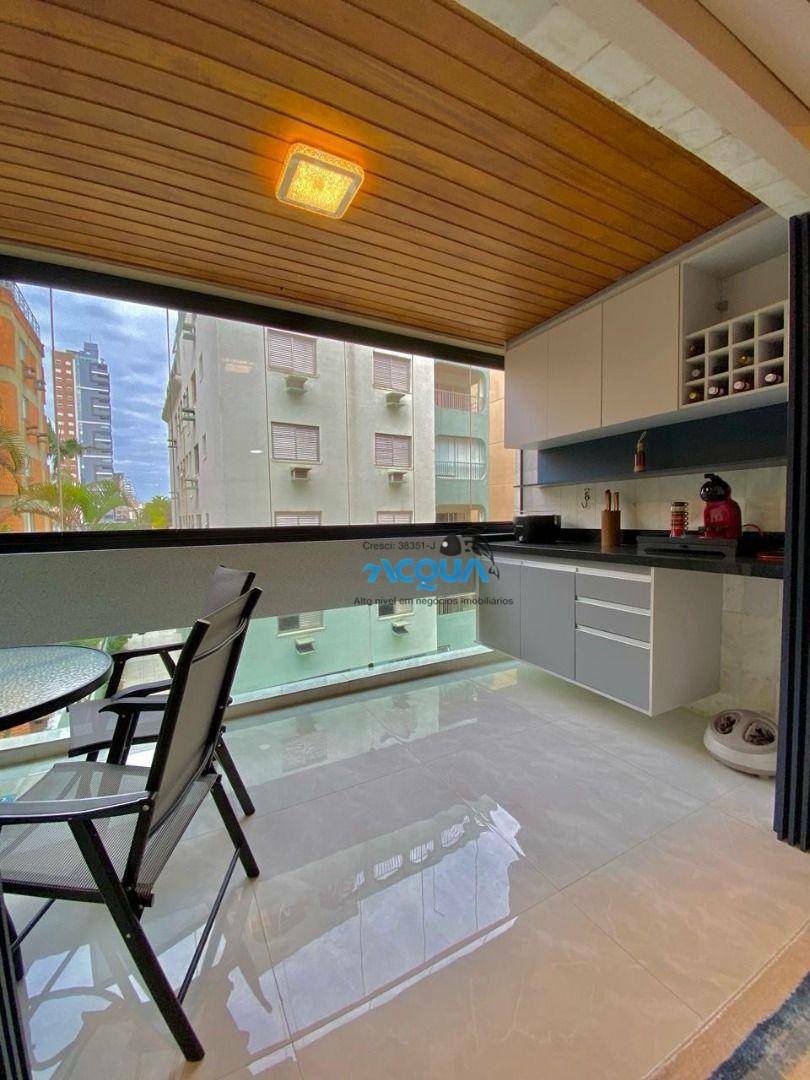 Apartamento à venda com 3 quartos, 130m² - Foto 8