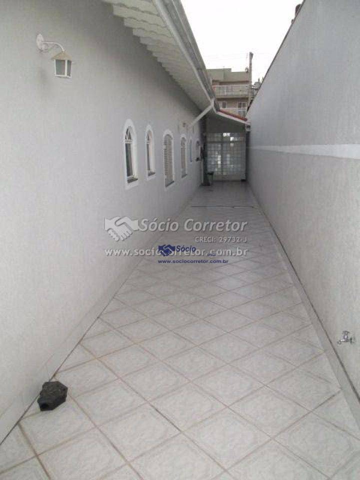 Casa à venda com 4 quartos, 348m² - Foto 18