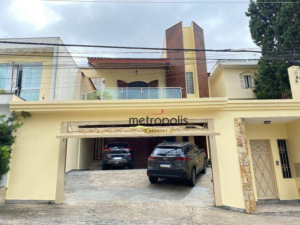 Sobrado à venda com 3 quartos, 324m² - Foto 1