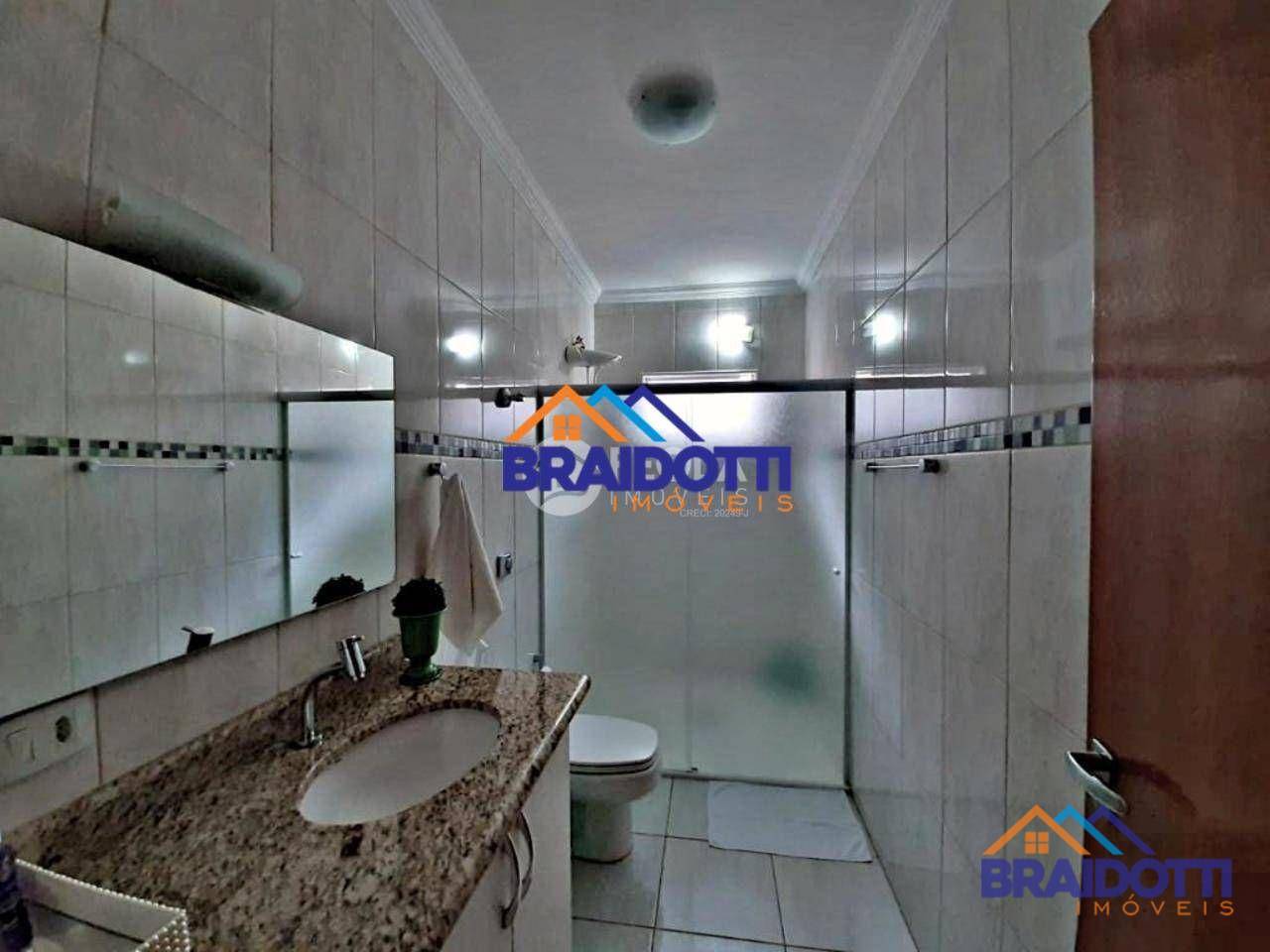 Casa à venda com 3 quartos, 197m² - Foto 15