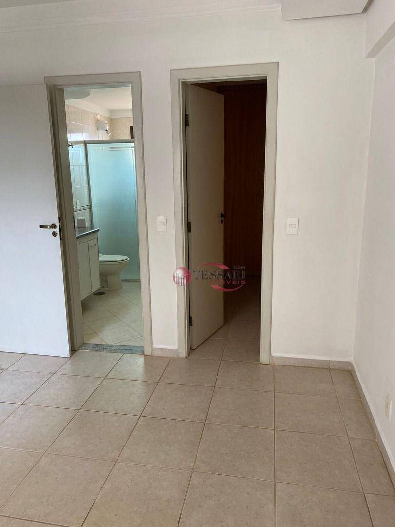 Apartamento à venda com 3 quartos, 130m² - Foto 19