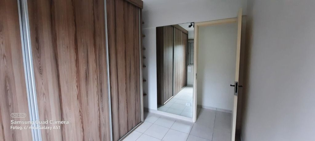 Apartamento à venda com 2 quartos, 70m² - Foto 6