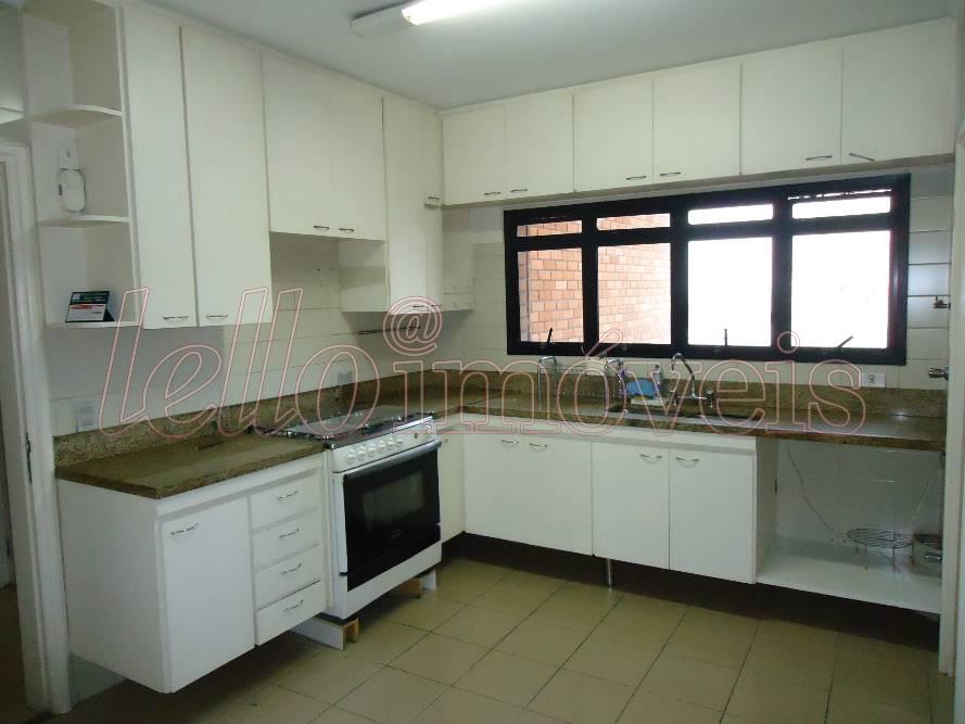 Apartamento para alugar com 4 quartos, 247m² - Foto 16