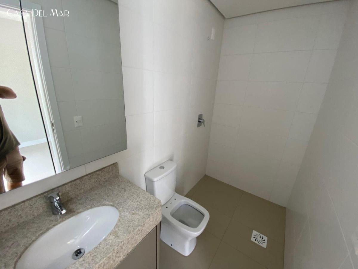 Apartamento à venda com 2 quartos, 75m² - Foto 28