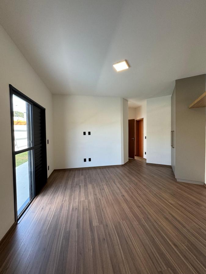 Casa de Condomínio à venda com 3 quartos, 250m² - Foto 15