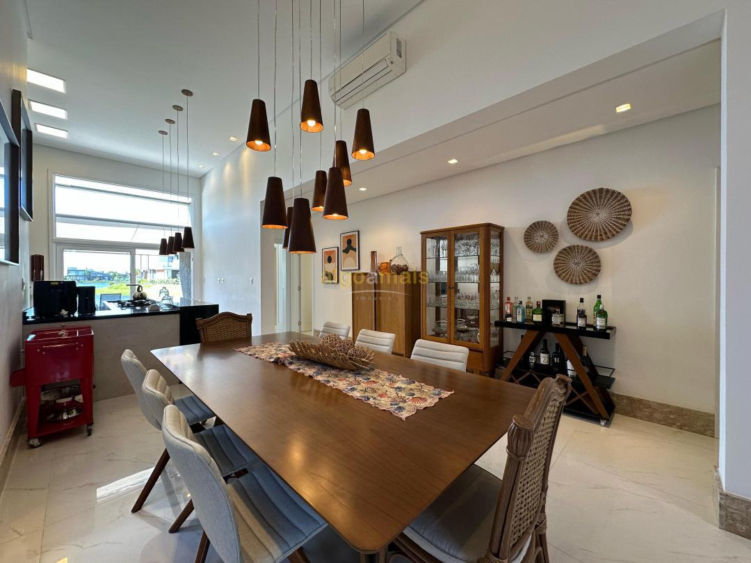 Casa de Condomínio à venda com 4 quartos, 190m² - Foto 13