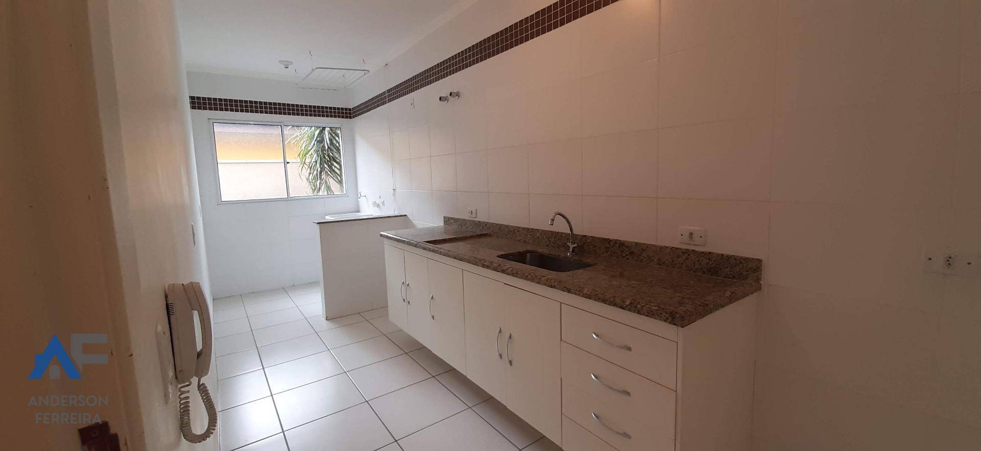 Apartamento à venda com 2 quartos, 77m² - Foto 1