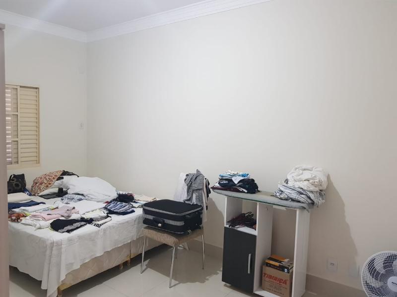 Casa à venda com 3 quartos, 174m² - Foto 4