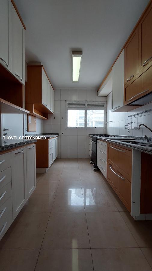 Apartamento à venda com 4 quartos, 238m² - Foto 42