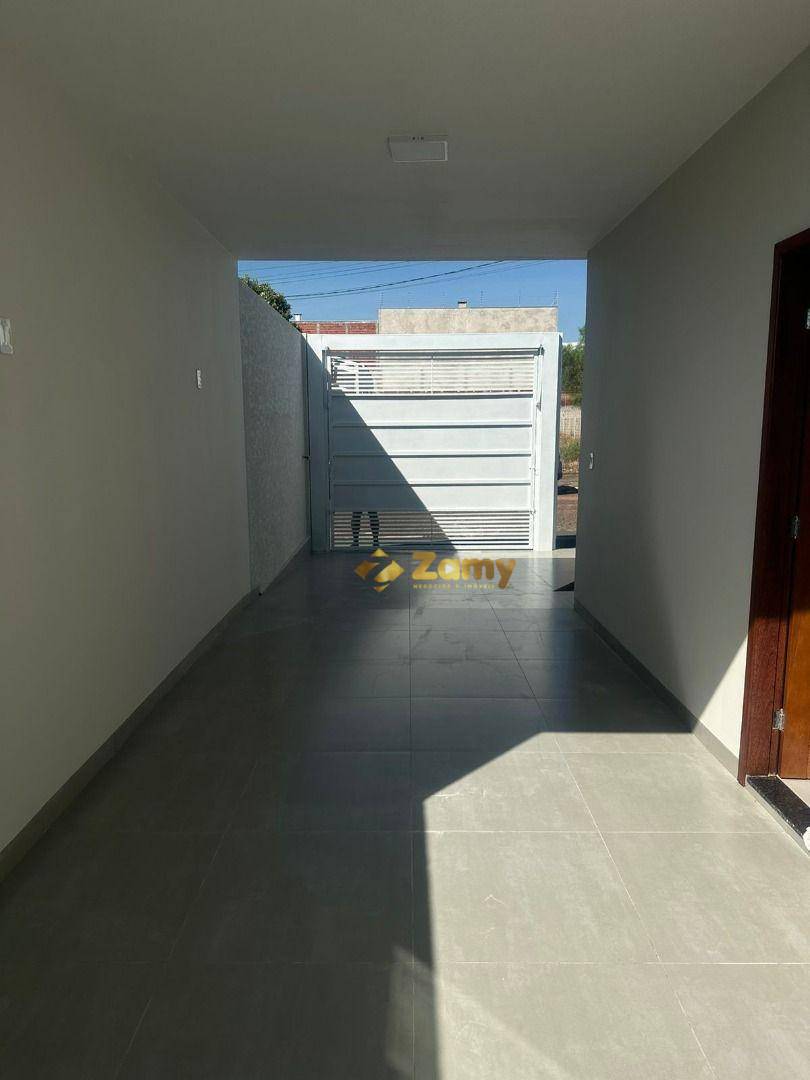 Casa à venda com 3 quartos, 102m² - Foto 8