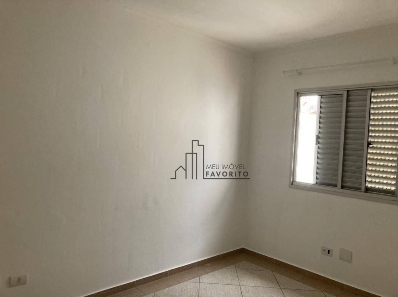 Casa à venda com 2 quartos, 120m² - Foto 2