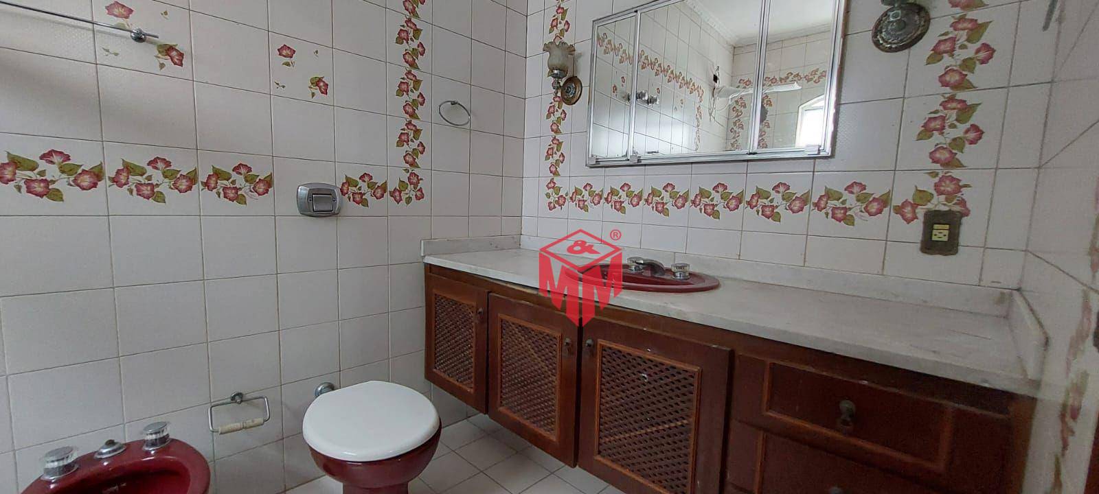 Sobrado à venda e aluguel com 3 quartos, 540m² - Foto 28