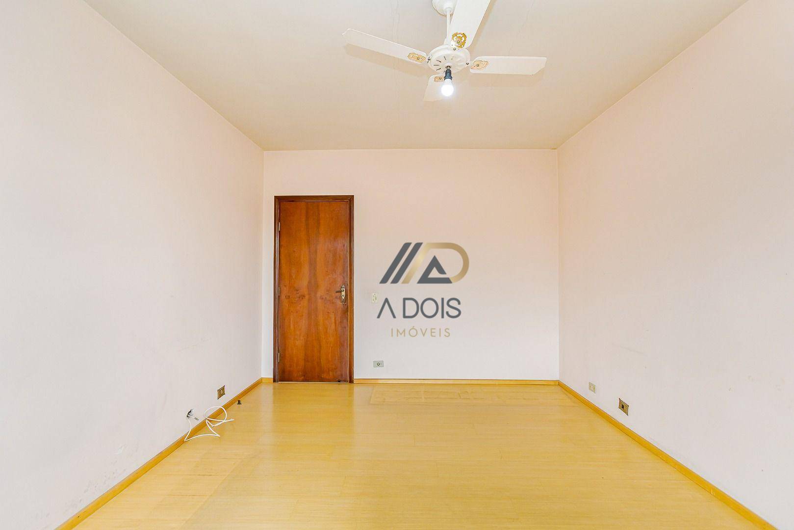 Sobrado à venda com 4 quartos, 320m² - Foto 21