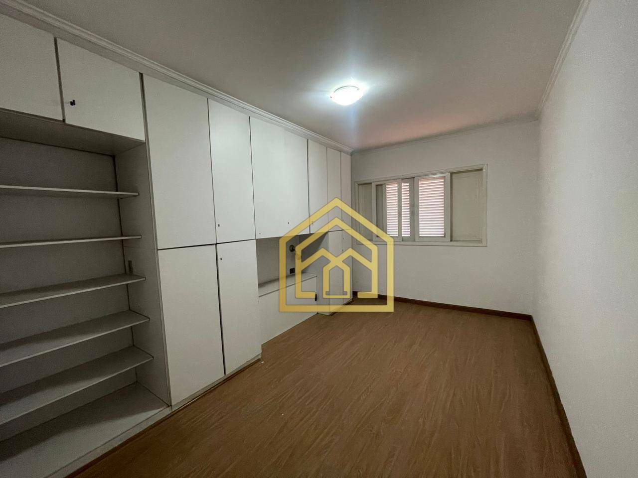 Sobrado à venda com 3 quartos, 210m² - Foto 26