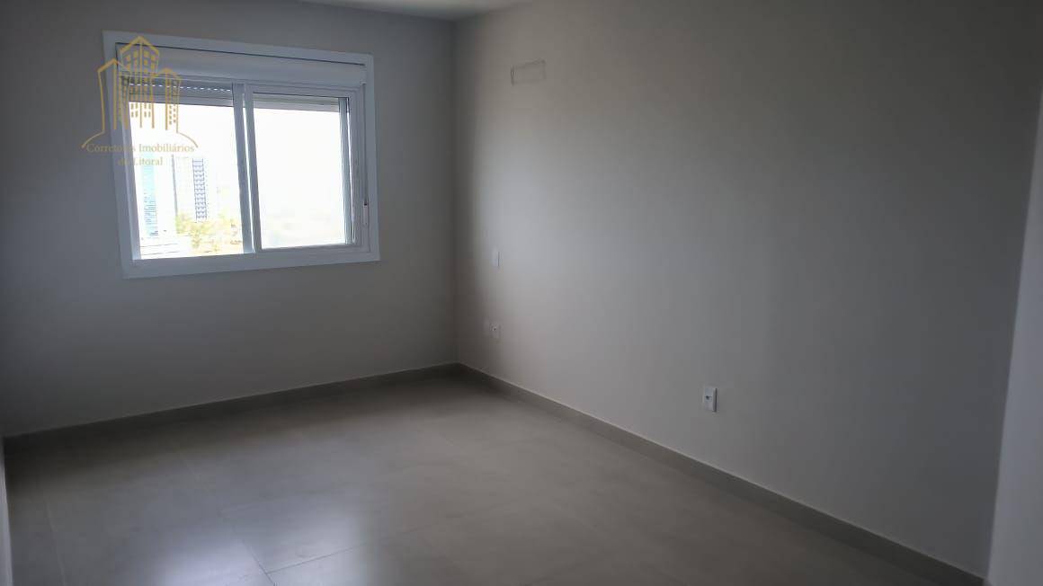 Apartamento à venda com 2 quartos, 62m² - Foto 14