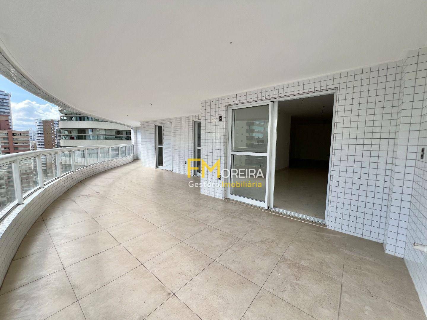 Apartamento à venda com 3 quartos, 162m² - Foto 1