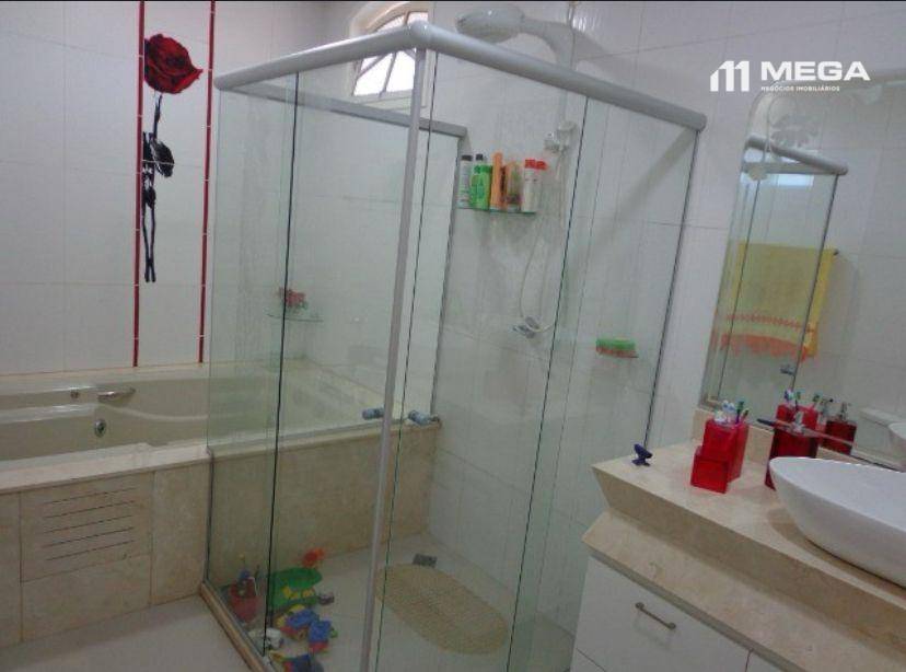 Casa à venda com 3 quartos, 300m² - Foto 7