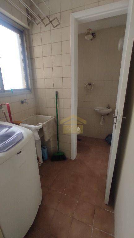 Apartamento à venda com 2 quartos, 65m² - Foto 9