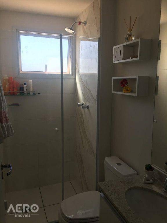 Apartamento à venda com 2 quartos, 64m² - Foto 16