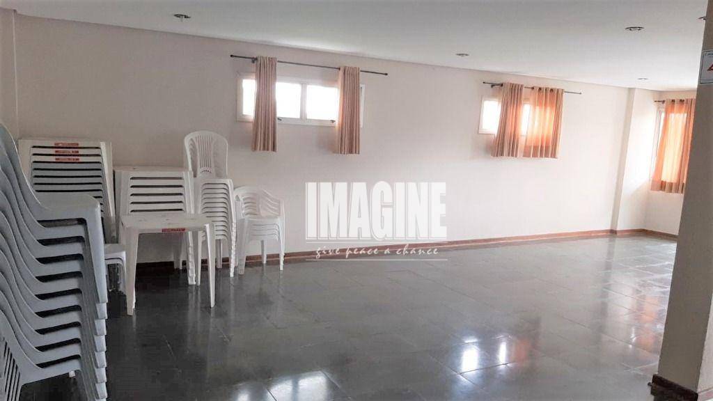 Apartamento à venda com 2 quartos, 64m² - Foto 22