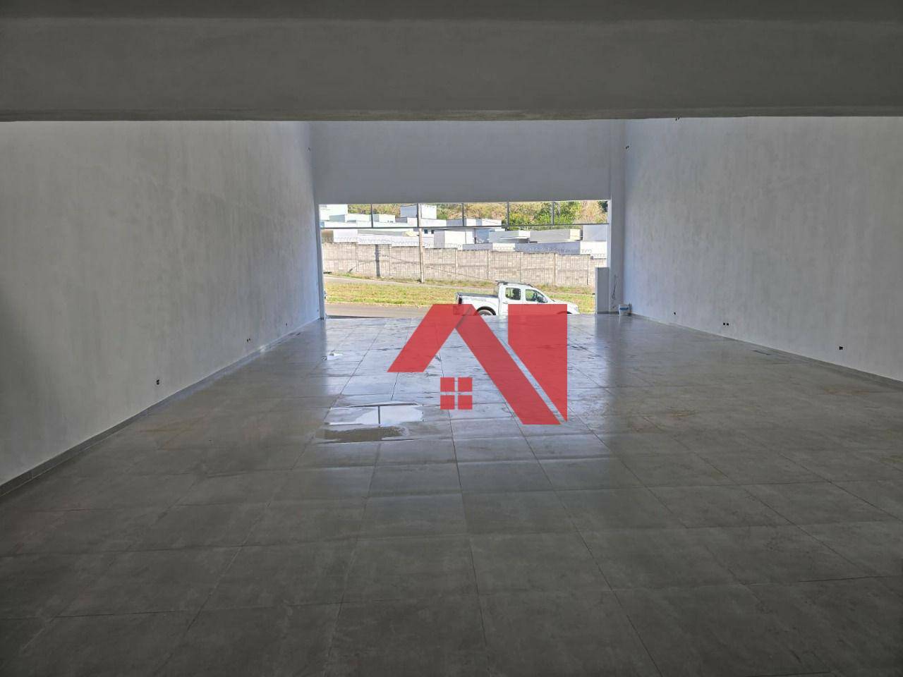 Depósito-Galpão, 257 m² - Foto 1