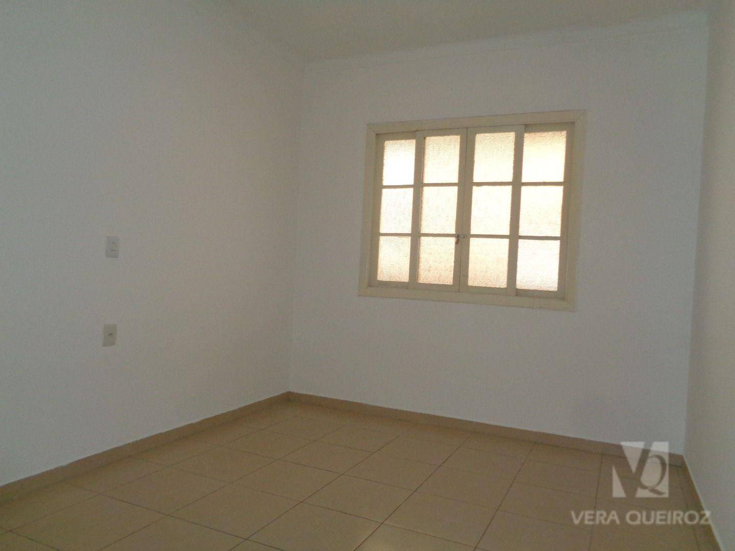 Apartamento para alugar com 3 quartos, 80m² - Foto 14