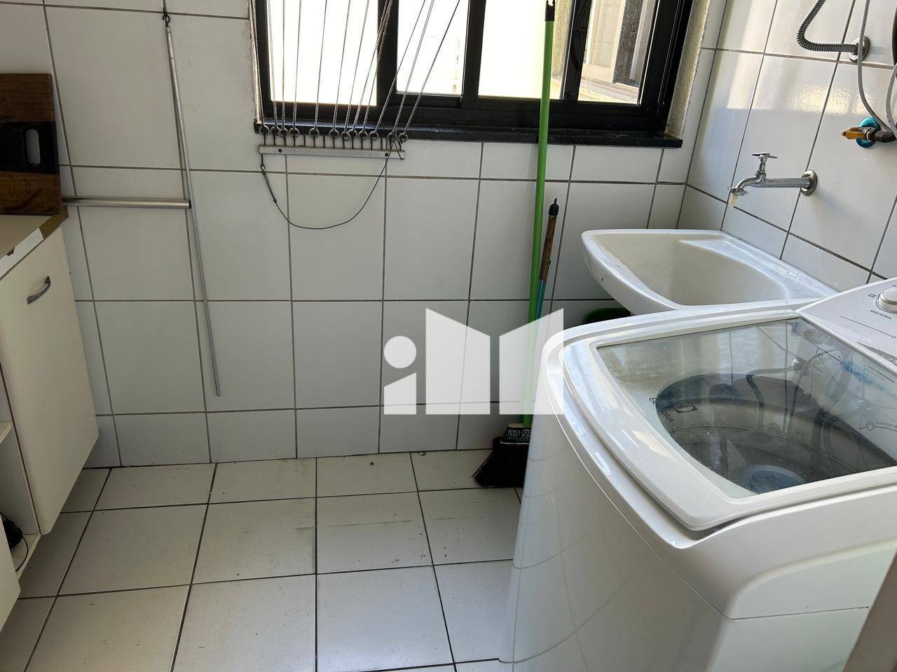 Apartamento à venda com 3 quartos, 90m² - Foto 7