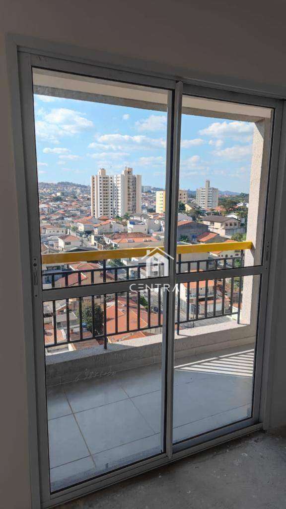 Apartamento à venda com 2 quartos, 42m² - Foto 4