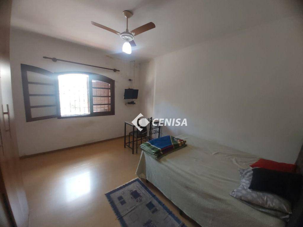 Casa à venda com 4 quartos, 290m² - Foto 26