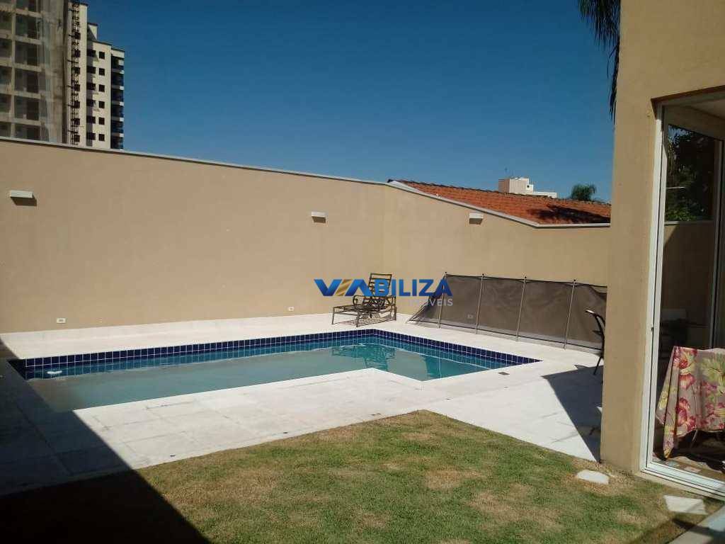 Casa à venda com 3 quartos, 423m² - Foto 1