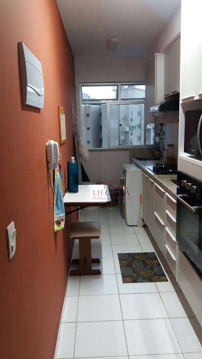 Apartamento à venda com 3 quartos, 80m² - Foto 17