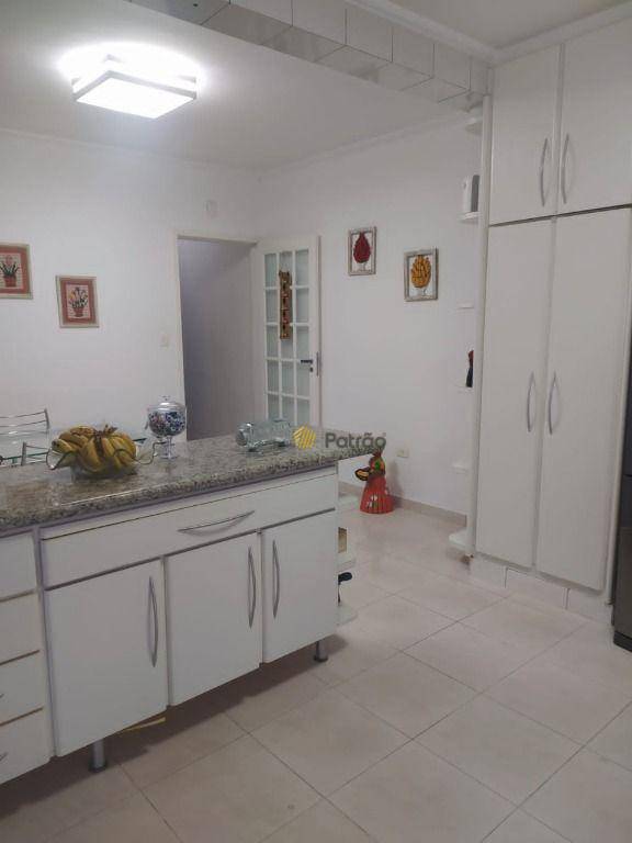 Sobrado à venda com 4 quartos, 188m² - Foto 7