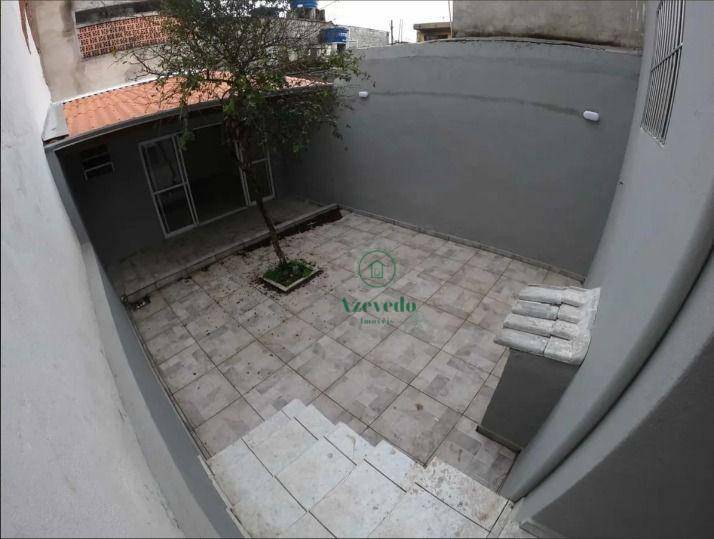 Sobrado à venda com 4 quartos, 95m² - Foto 1