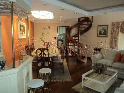 Apartamento à venda com 4 quartos, 227m² - Foto 1