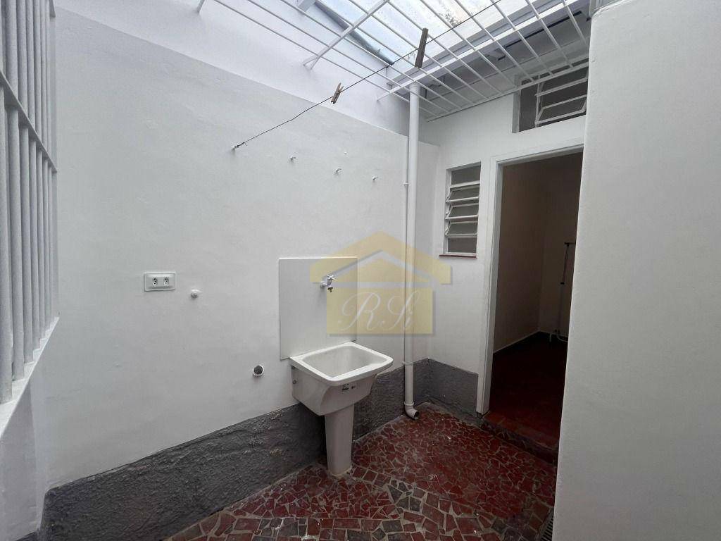 Casa para alugar com 3 quartos, 120m² - Foto 13