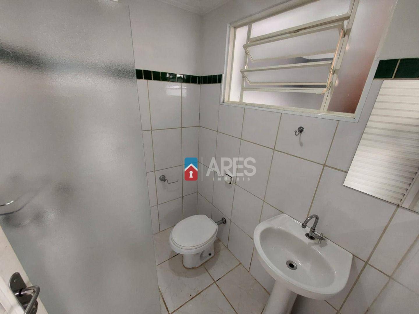 Casa à venda com 3 quartos, 190m² - Foto 11