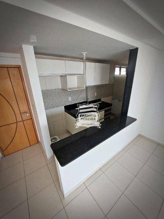 Apartamento à venda com 2 quartos, 65m² - Foto 9