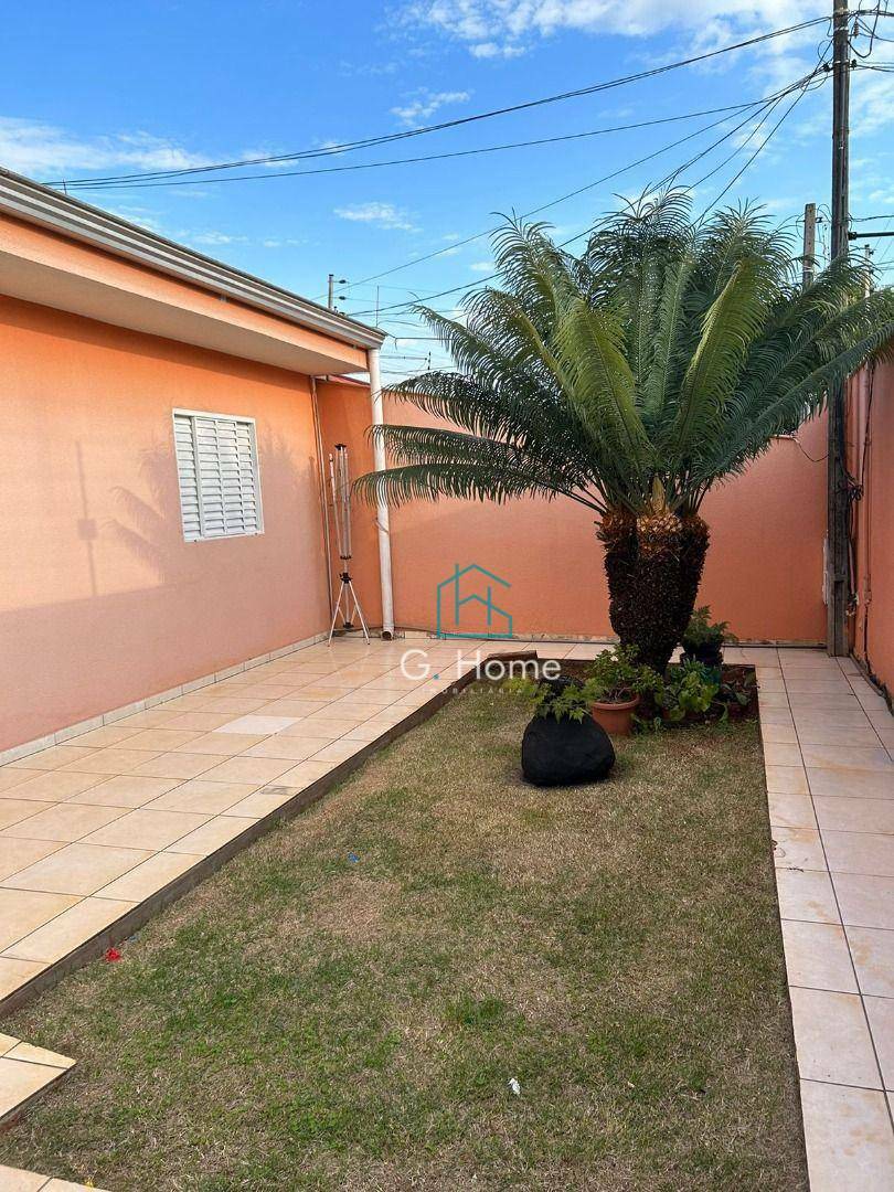 Casa à venda com 6 quartos, 120m² - Foto 3