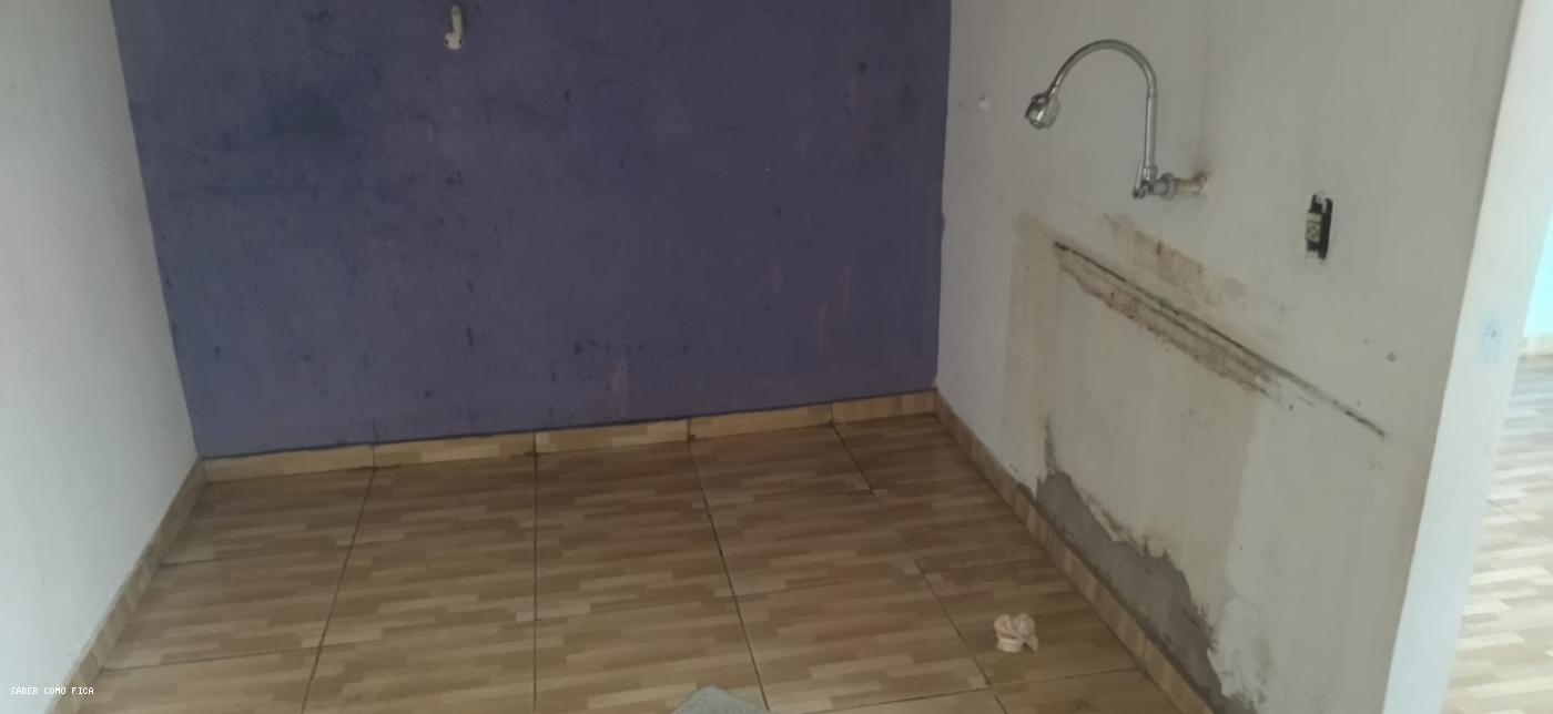 Casa à venda com 3 quartos, 250m² - Foto 6