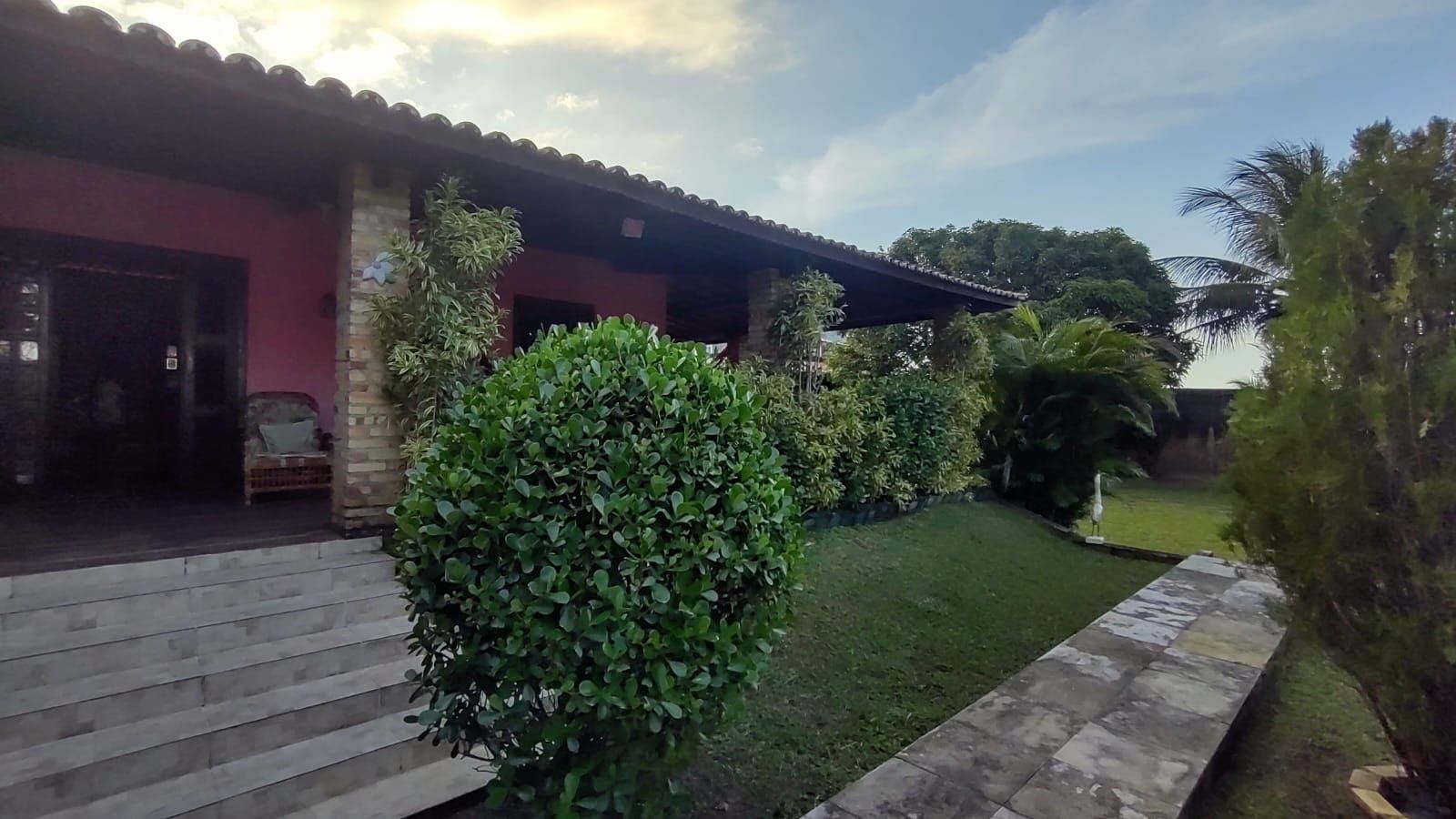 Casa à venda com 3 quartos, 253m² - Foto 4